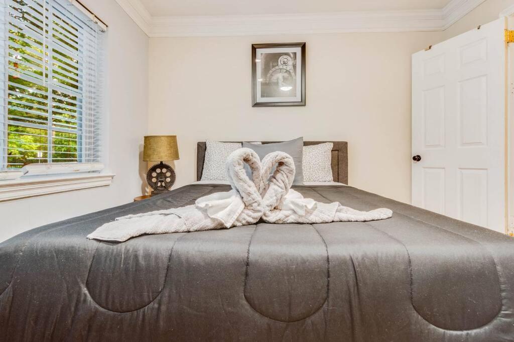 Stunning Atl 5Bdr Home Near Cdc Emory Sleeps 12 Atlanta Kültér fotó